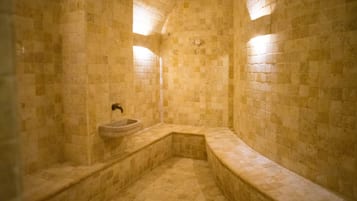Sauna, hot tub, steam room, Turkish bath, body treatments, aromatherapy