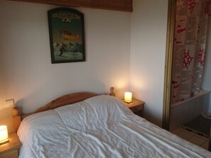 3 bedrooms