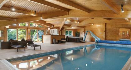 Country House w/ Pool, Hot Tub, Tennis Courts, Gym