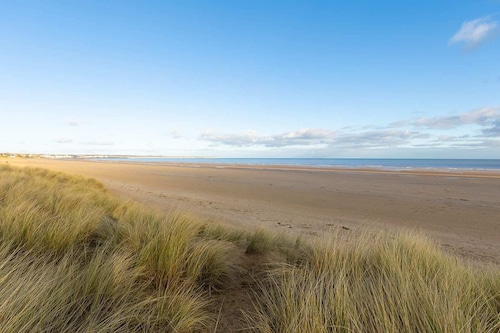 Ground Floor Beachfront Apartment, Amazing Views