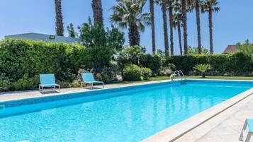 Piscina all'aperto