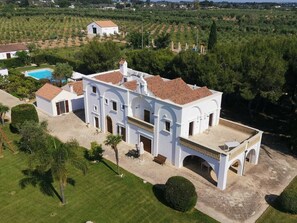 Exterior - Paradise begins in front of a Salento beach. (Casarano)