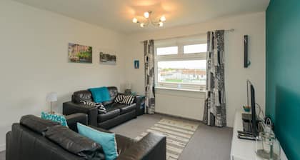 Thistle Apartment Perfect for Golfers and Couples