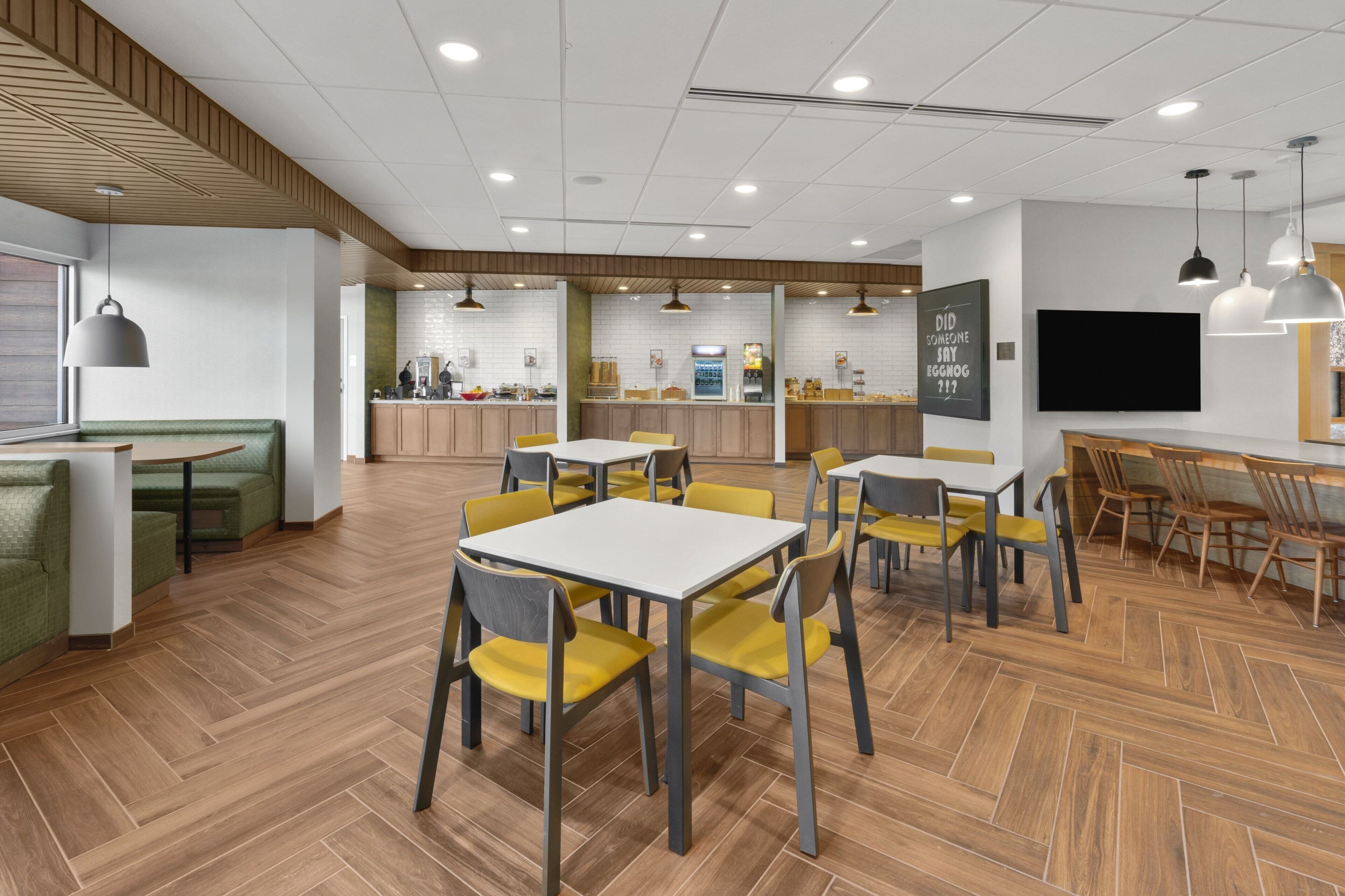 free daily continental breakfast