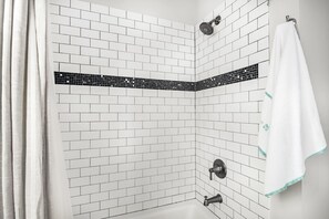 Shower, hair dryer, towels - Tree House (Atlanta)