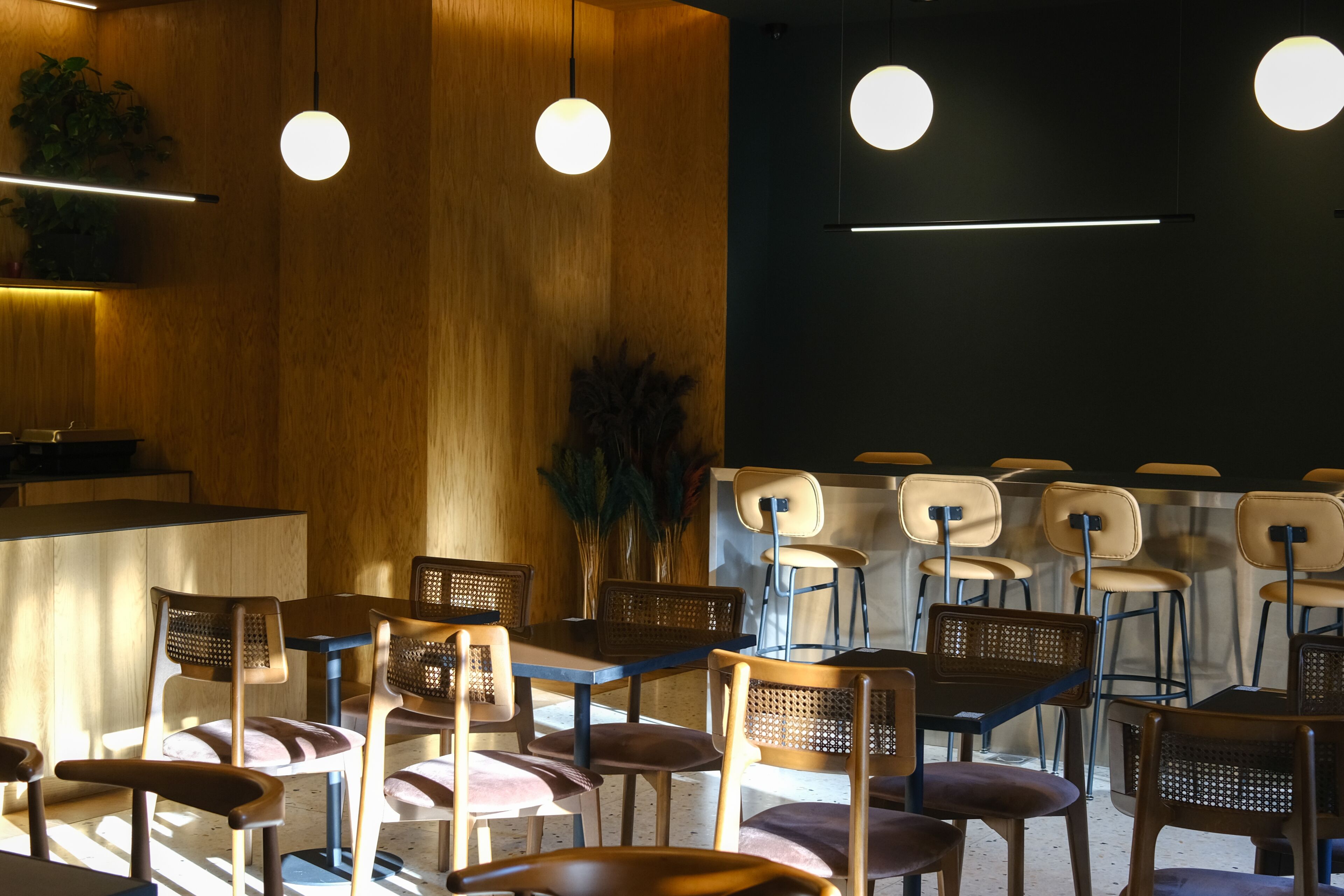 daily continental breakfast (usd 15 per person)