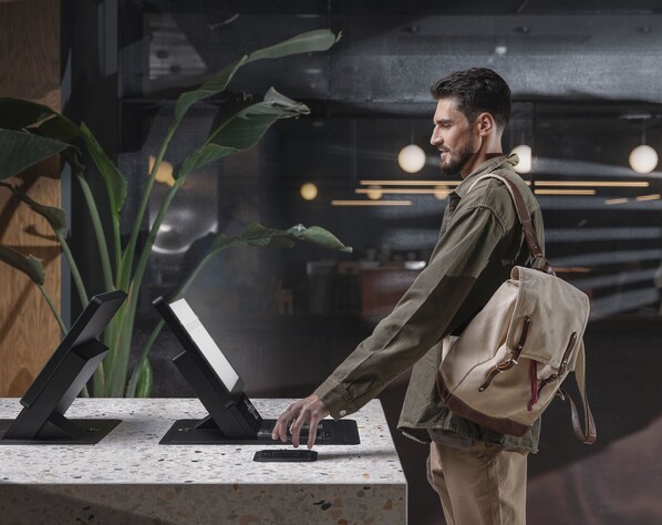 تفاصيل الفندق من الداخل