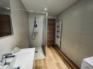 مجففات شعر، مناشف