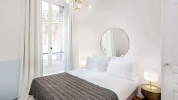 1 bedroom, iron/ironing board, travel cot, free WiFi