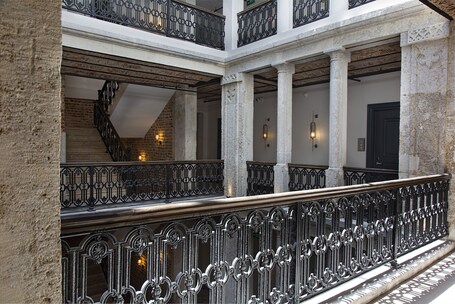 Mest Hotel Istanbul Sirkeci - Image 1