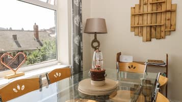 Casa de campo | 3 habitaciones, decoración personalizada y muebles diferentes