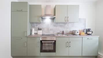 Refrigerador, horno, placa de cocina, lavavajillas