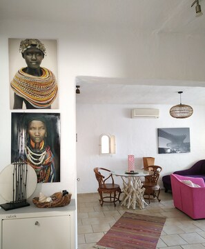 House | Dining