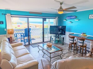 Luokittelematon kuva, 3 kautta 34, painike