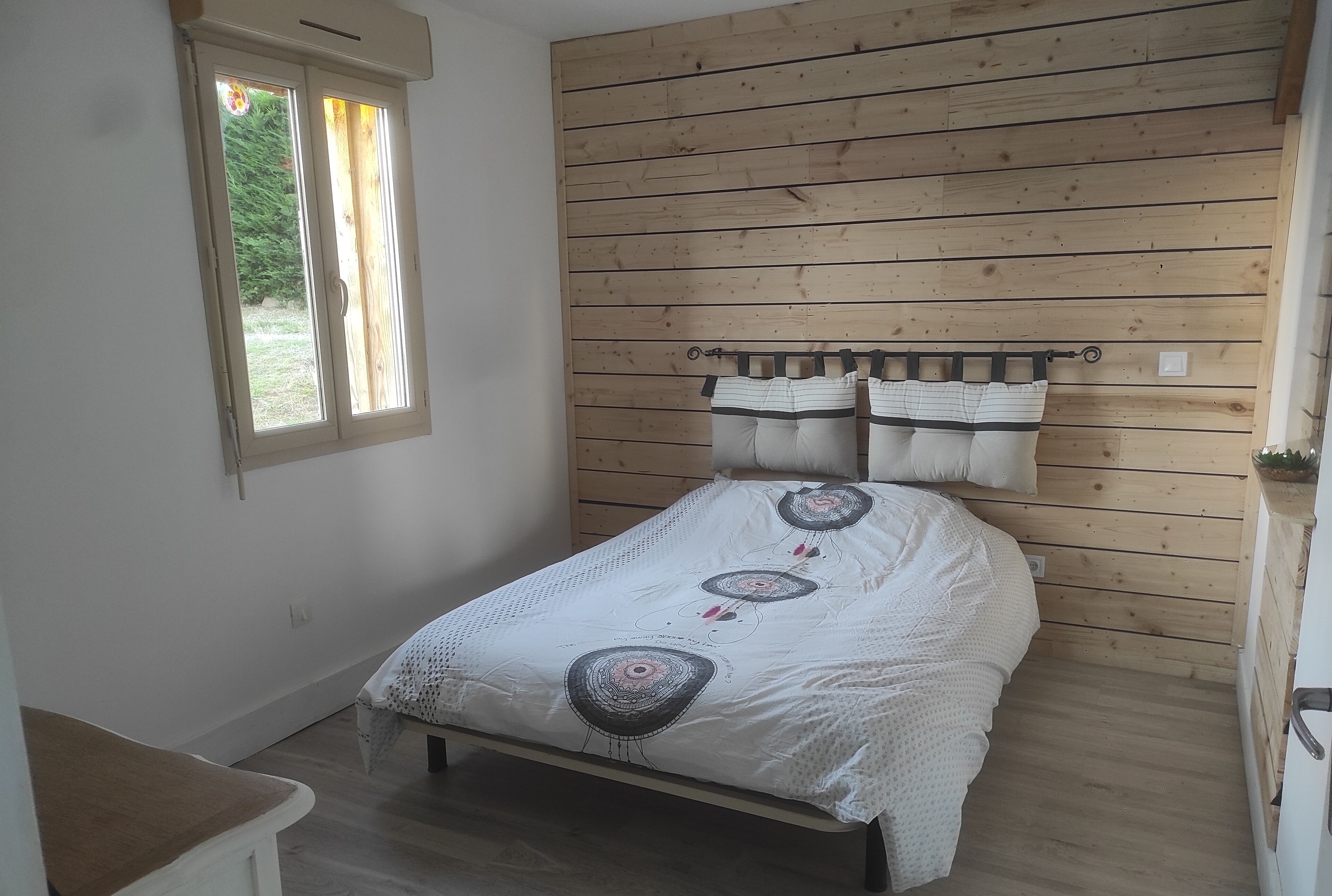 2 bedrooms, internet