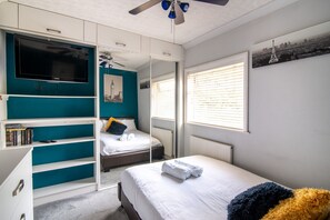 4 habitaciones, tabla de planchar con plancha y wifi gratis 