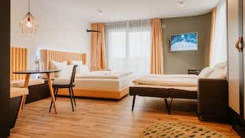 Apartment Rio de Janeiro, Balcony | Hypo-allergenic bedding, in-room safe, desk, laptop workspace