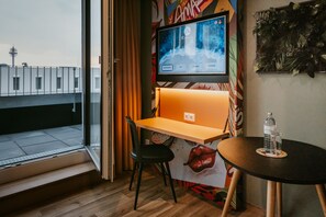 Hypo-allergenic bedding, in-room safe, desk, laptop workspace - Rioca Vienna Posto 2 (Vienna)