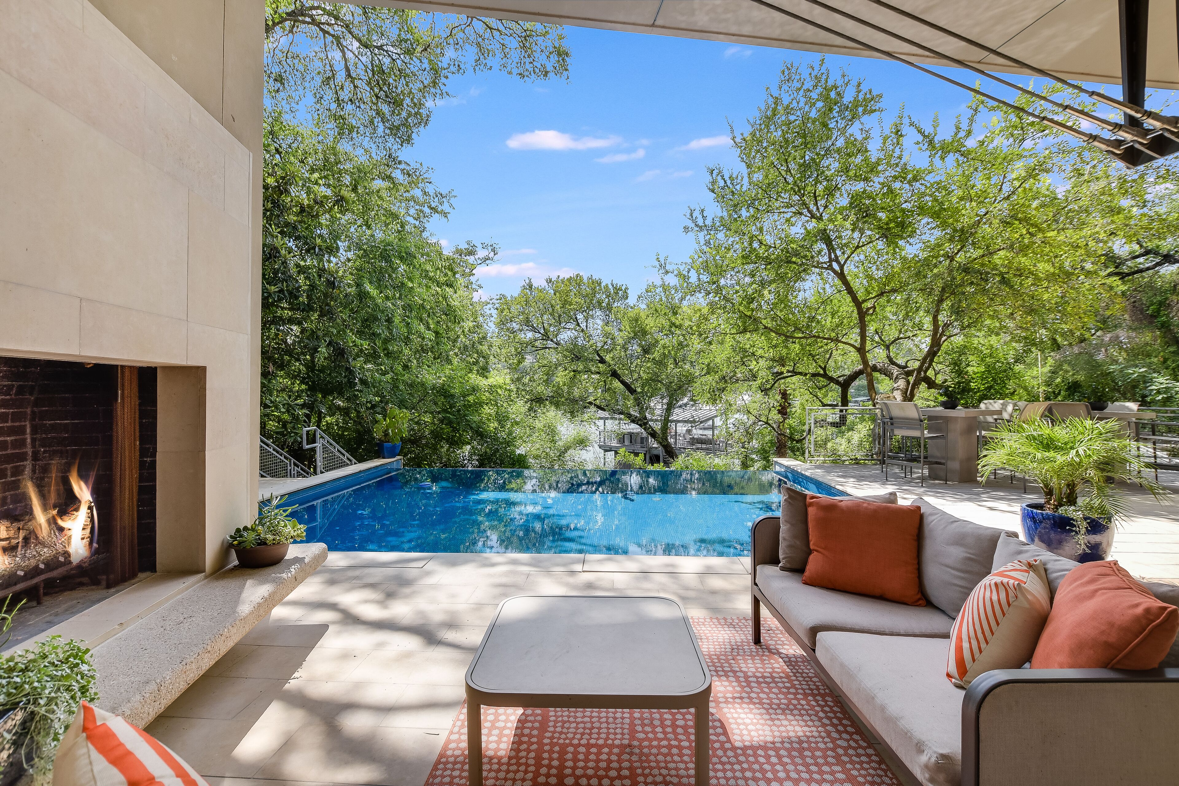 Above Waterfalls I Premier Lakefront | Party Dock I Pool I Theater I Luxury