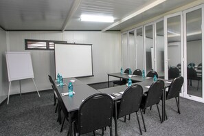 Meeting facility - Sleepover Lanseria (Lanseria)