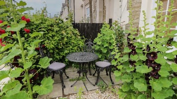Cottage | Balcony