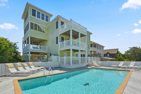 Piscine extérieure, piscine chauffée