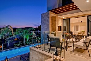 Outdoor dining - Luxury Beachfront Villa Raquel Solta with Private Pool, Gym with Seaview (Necujam)