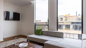 Televisión, oficina