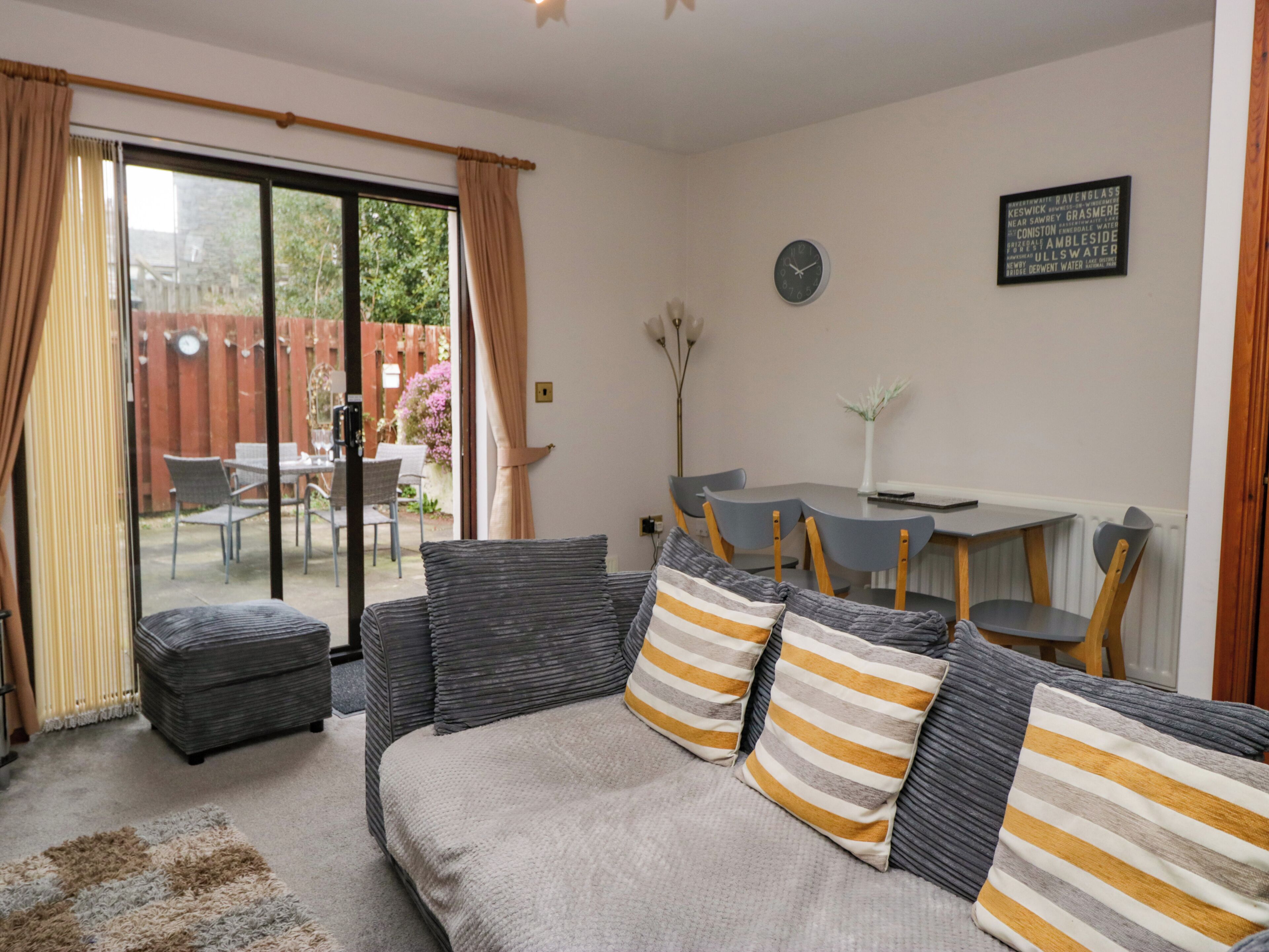 Cottage | Living area