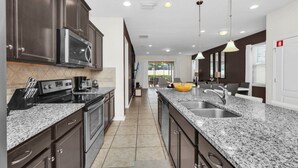 Vila, beberapa kamar | Dapur pribadi