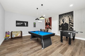 Villa, camere multiple | Area giochi