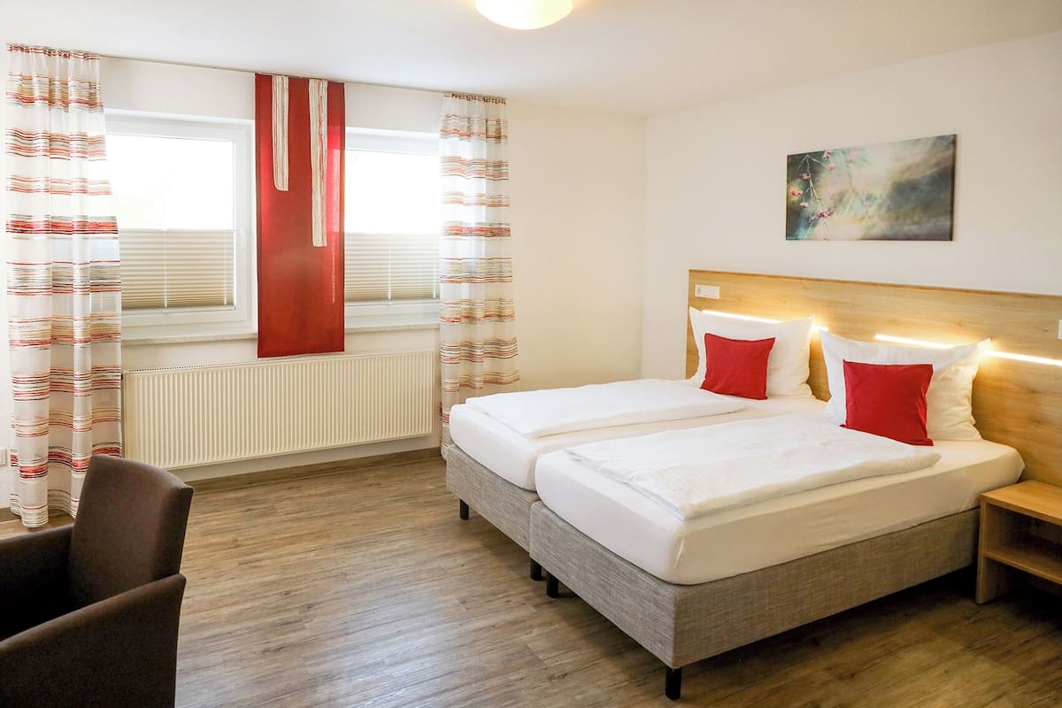 Double Room | Desk, free WiFi