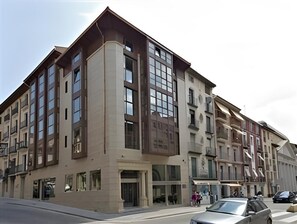 Exterior - Hotel Sancho Abarca (Huesca)