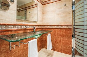 Bathroom - Hotel Julia (Madrid)