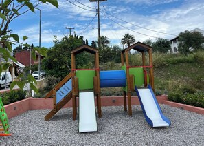 兒童遊樂區
