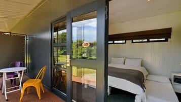 Chambre Familiale | Minibar, draps fournis