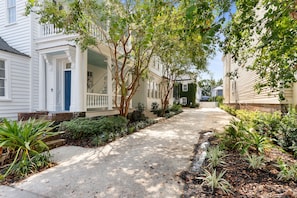 Exterior - Third Floor Private Sundeck! | The Poseidon (Charleston)