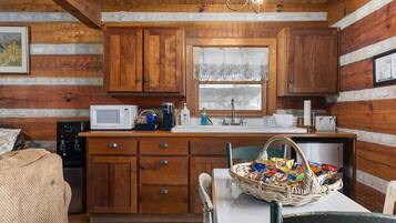 Fridge, microwave, coffee/tea maker, toaster