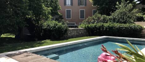 Piscina a l'aire lliure