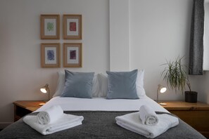 3 bedrooms, iron/ironing board