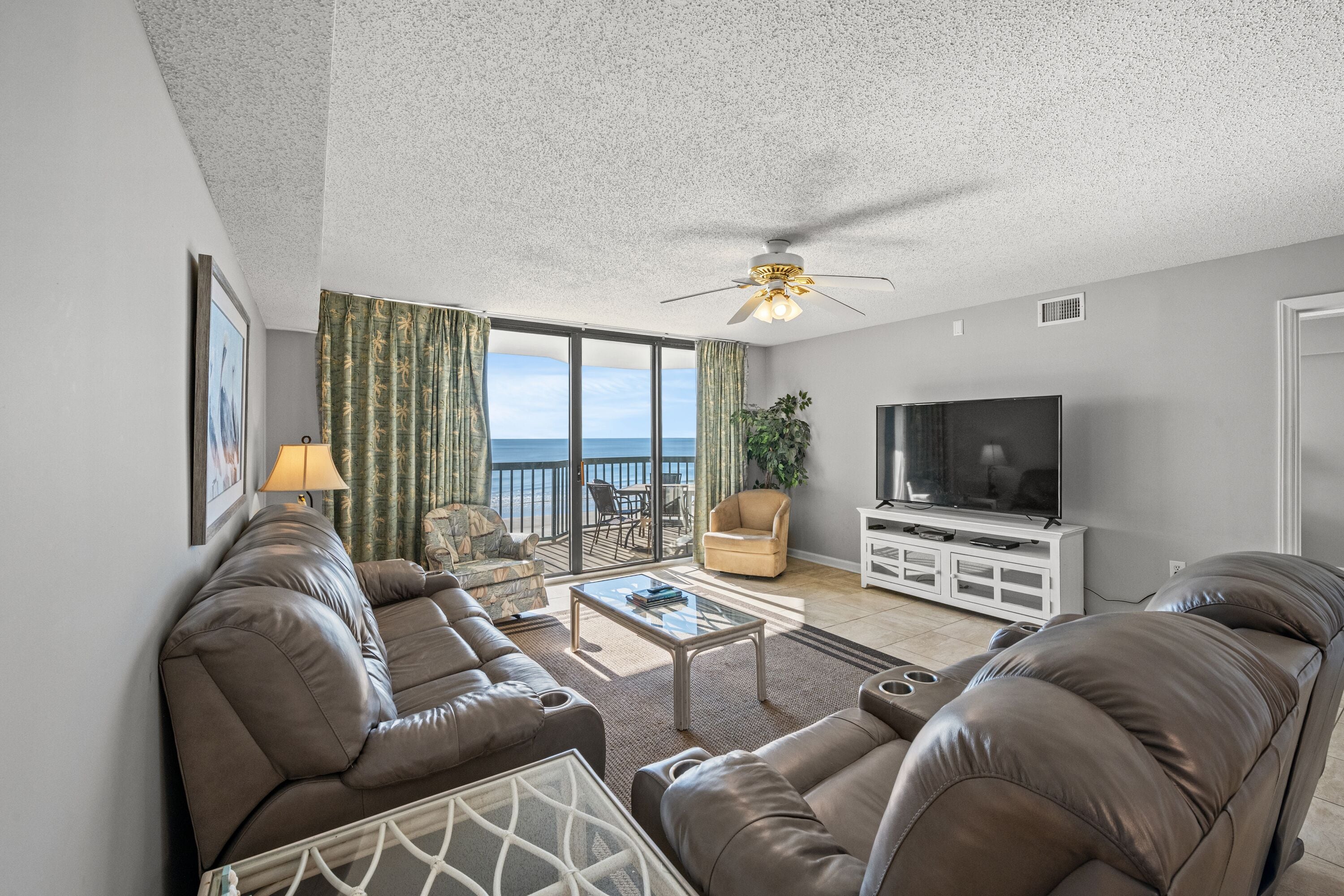 Smart TV, DVD player