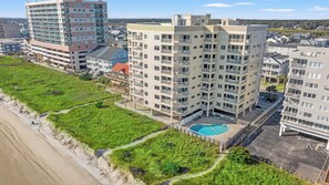 Exterior - Xanadu II 605-3BR/3BA Oceanfront condo in Cherry Grove (North Myrtle Beach)
