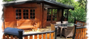 Blelham Tarn (Rustic yet modern cabin in tranquil woodland with own EV charger)