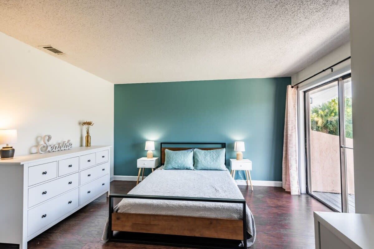 2 chambres, fer et planche à repasser, Wi-Fi gratuit, draps fournis