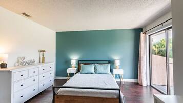 2 habitaciones, tabla de planchar con plancha y wifi gratis