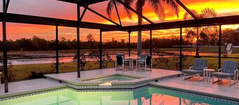Peaceful Lakeside Pool Villa w/ Star Wars Games Room Near Disney 