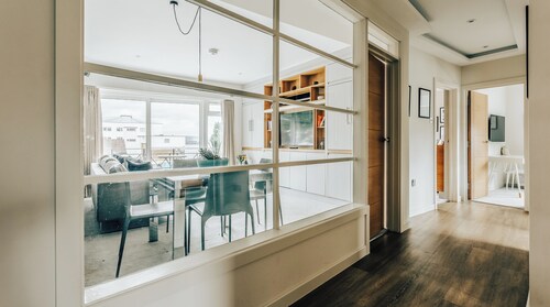 Plum Guide - Ferry Heights