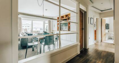 Plum Guide - Ferry Heights