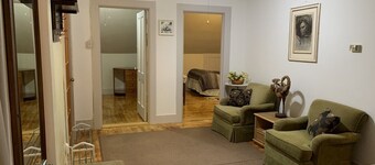 3rd Floor, walk-up private 3BR victorian apartment