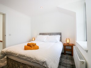 Interior - The Keepers Cottage at The Institute Executive Apartments (Keith)